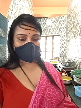 Snapshot of naughty_nataasa chatting on 11.25.25 naughty nataasa online show from 11.25.25