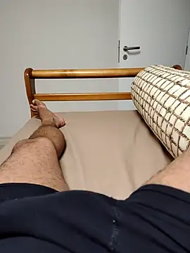 Snapshot of big22911 chatting on 10.21.25 big22911 online show from 10.21.25