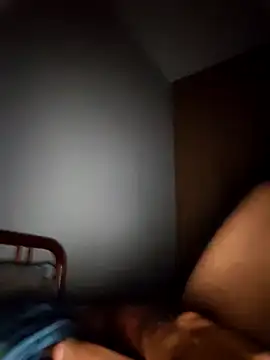 Snapshot of big22911 chatting on 10.28.25 big22911 online show from 10.28.25