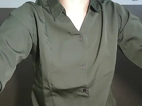 Snapshot of cute_seemu chatting on 09.29.25 cute seemu online show from 09.29.25