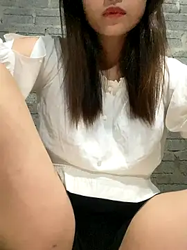  sury00  online show from 10.04.25