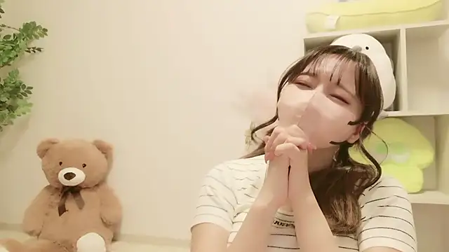 Snapshot of JP_Momo_o0 chatting on 09.13.25 JP Momo o0 online show from 09.13.25