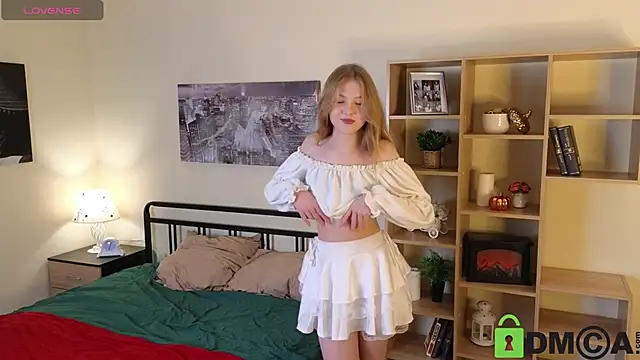 Sue Sanders online show from 12.05.25