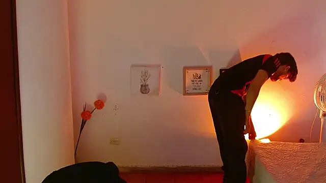 Zyon benet1 online show from 10.10.25