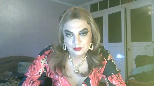 NiraFrost online show from 11.06.25