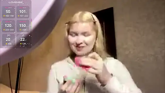 Snapshot of ShontaWasilko chatting on 03.04.26 ShontaWasilko online show from 03.04.26