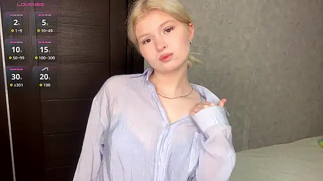 Snapshot of ShontaWasilko chatting on 04.07.26 ShontaWasilko online show from 04.07.26