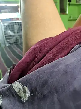 Snapshot of Hot_lali_555 chatting on 10.13.25 Hot lali 555 online show from 10.13.25