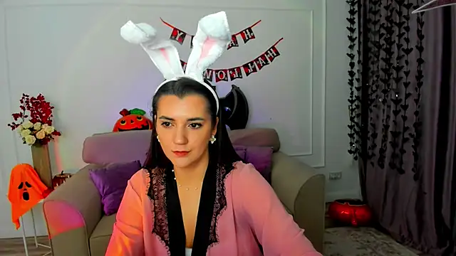 Snapshot of mintydaze chatting on 11.01.25 mintydaze online show from 11.01.25