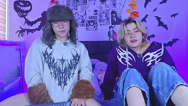 Snapshot of Vamps_Lovers chatting on 10.18.25 Vamps Lovers online show from 10.18.25