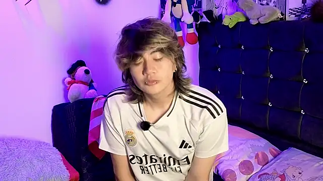 Snapshot of Vamps_Lovers chatting on 03.31.26 Vamps Lovers online show from 03.31.26