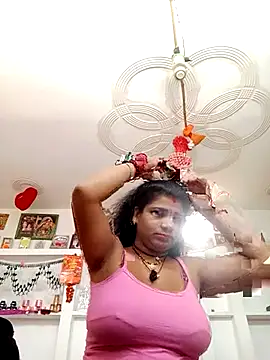 Snapshot of Rani_sahiba chatting on 10.24.25 Rani sahiba online show from 10.24.25