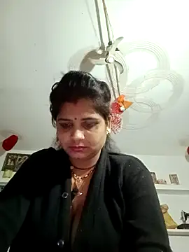 Snapshot of Rani_sahiba chatting on 10.27.25 Rani sahiba online show from 10.27.25