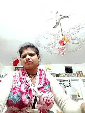 Snapshot of Rani_sahiba chatting on 10.29.25 Rani sahiba online show from 10.29.25