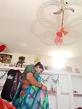 Snapshot of Rani_sahiba chatting on 12.04.25 Rani sahiba online show from 12.04.25