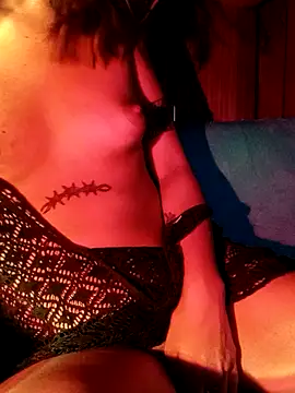 malvinaAAA online show from 12.05.25