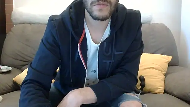 Amicisegreti online show from 04.01.26