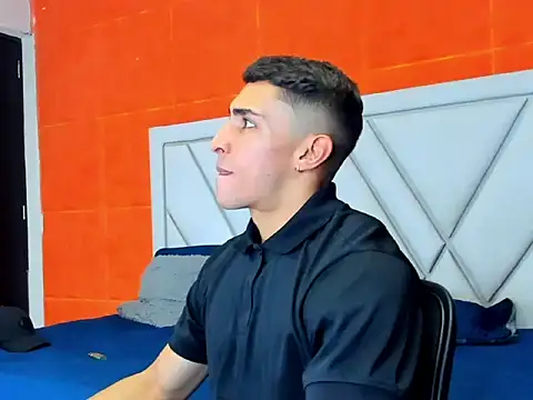 Snapshot of adrian_ray chatting on 10.13.25 adrian ray online show from 10.13.25