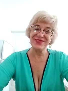 52MiaLove02 online show from 09.29.25