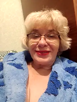 52MiaLove02 online show from 10.21.25