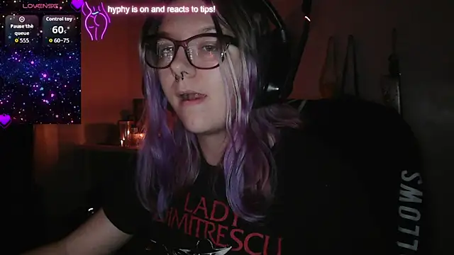 x3raven online show from 10.04.25