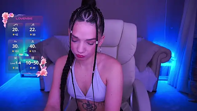 Snapshot of MirielleNymph chatting on 11.29.25 MirielleNymph online show from 11.29.25