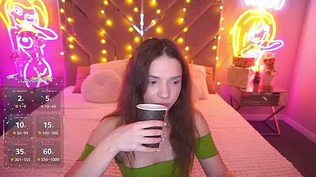 Snapshot of MirielleNymph chatting on 01.06.26 MirielleNymph online show from 01.06.26