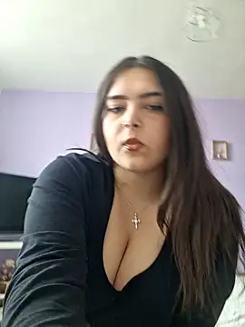KatieLace online show from 10.05.25