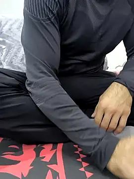 yazinyazin1 online show from 12.04.25