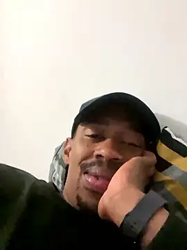 Snapshot of fitsexyman chatting on 01.09.26 fitsexyman online show from 01.09.26