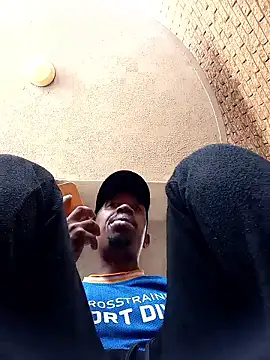 Snapshot of fitsexyman chatting on 01.13.26 fitsexyman online show from 01.13.26