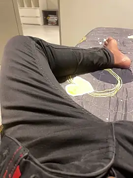 Snapshot of fitsexyman chatting on 03.29.26 fitsexyman online show from 03.29.26