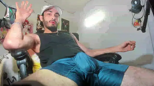 LovexJuxn  online show from 11.21.25