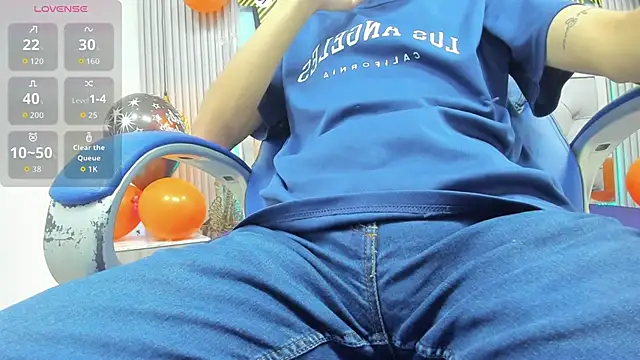 SantiagoRusso18 online show from 11.03.25