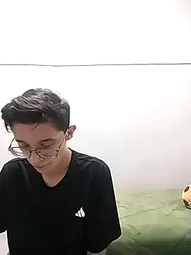 SantiagoRusso18 online show from 01.14.26