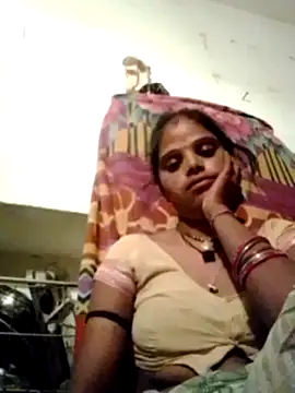 Snapshot of Janki_tyagi chatting on 09.09.25 Janki tyagi online show from 09.09.25