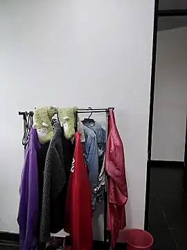 Snapshot of Eva_Clark01 chatting on 10.04.25 Eva Clark01 online show from 10.04.25