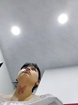 Eva Clark01 online show from 12.21.25