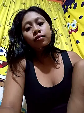 Snapshot of UrSweetAsianLady_02 chatting on 10.08.25 UrSweetAsianLady 02 online show from 10.08.25