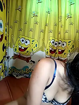 Snapshot of UrSweetAsianLady_02 chatting on 10.27.25 UrSweetAsianLady 02 online show from 10.27.25