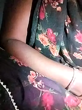 Snapshot of Sapnaji500 chatting on 12.14.25 Sapnaji500 online show from 12.14.25