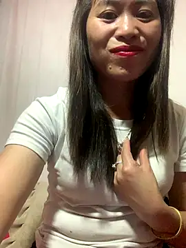 tuyetnhi-00 online show from 10.13.25