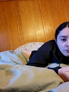 Snapshot of YoungLiisaxx chatting on 12.02.25 YoungLiisaxx online show from 12.02.25