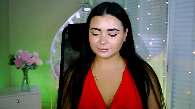 Snapshot of NaomiWilsons chatting on 11.16.25 NaomiWilsons online show from 11.16.25