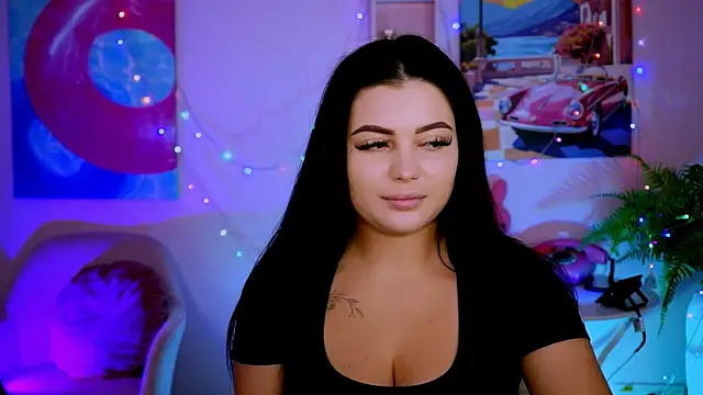 Snapshot of NaomiWilsons chatting on 12.04.25 NaomiWilsons online show from 12.04.25