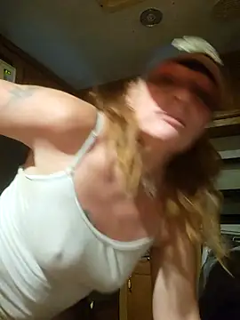 dirtylittlelisa online show from 10.26.25