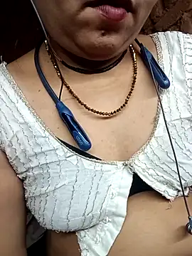 Priya tyagi online show from 09.12.25