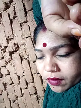 Priya tyagi online show from 09.28.25