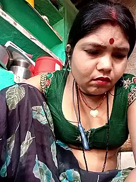 Priya tyagi online show from 10.02.25