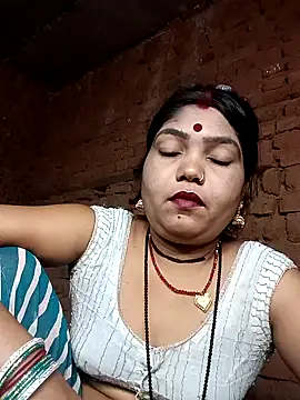 Priya tyagi online show from 10.03.25